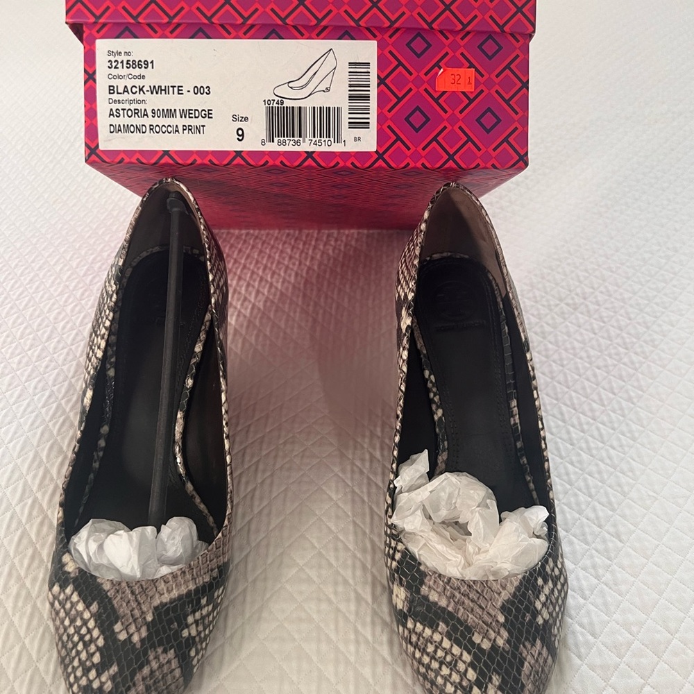 Tory Burch Black and White Wedges